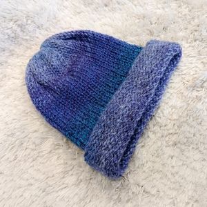 Winter knitted hat/ Gorro tejido para invierno